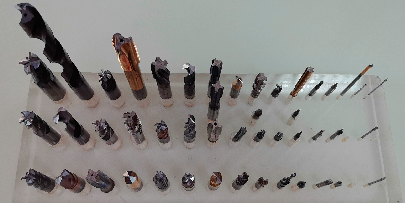 數(shù)控刀具磨刀機